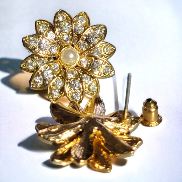 Vintage Rhinestone and Faux Pearl Stud Earrings - Picture 5 of 5